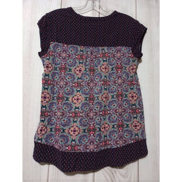 DR2 Shirt Ladies Small Maroon Abstract VNeck Short Sleeve Light Weight - Picture 2 of 7